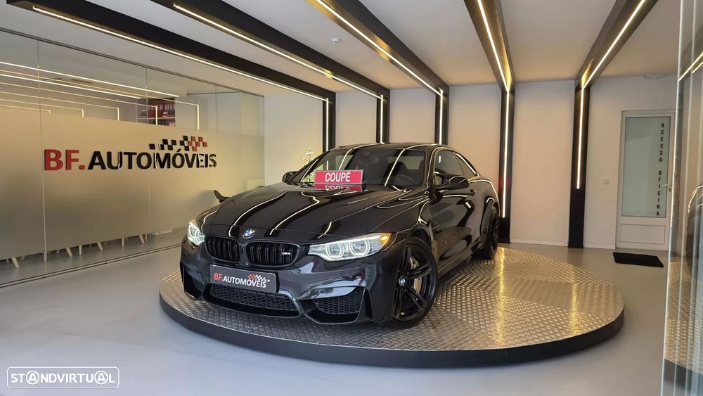 BMW M4 Auto - 12