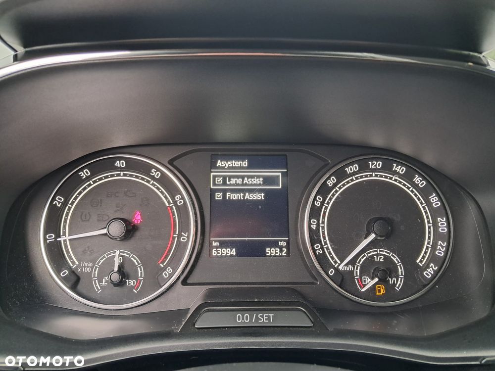 Skoda Fabia 1.0 TSI Style DSG - 8