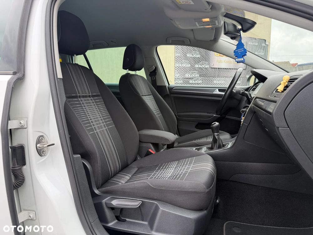 Volkswagen Golf 1.6 TDI BlueMotion Technology Lounge - 13