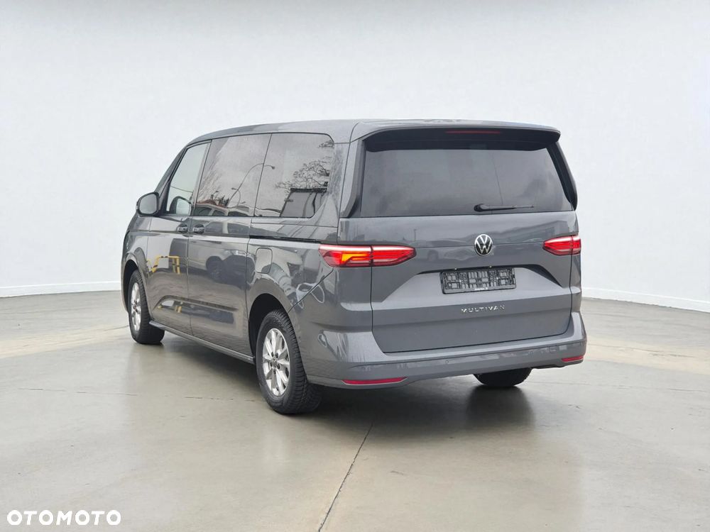 Volkswagen Multivan 2.0 TDI L2 Family DSG - 9