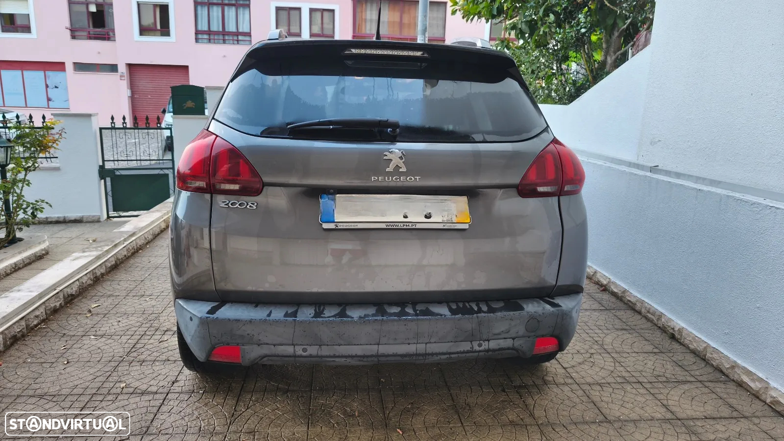Peugeot 2008 1.2 PureTech Style - 6