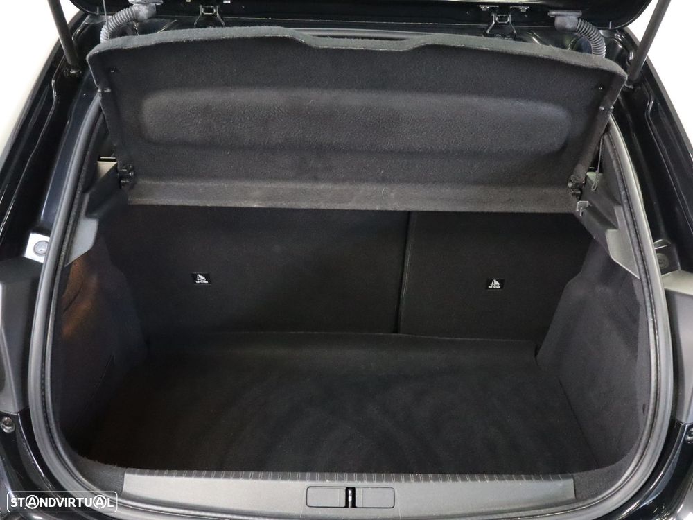 Peugeot 208 1.2 PureTech Active - 19