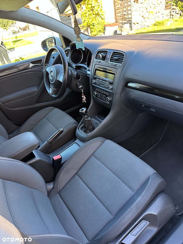 Volkswagen Golf - 12