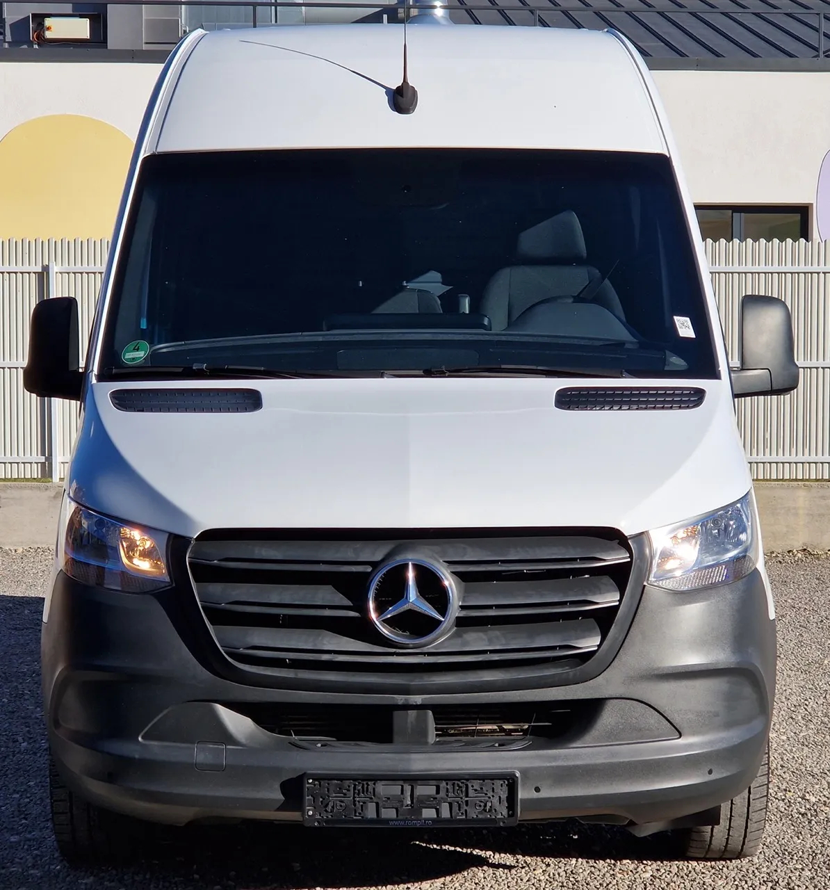 Mercedes-Benz Sprinter 311 L2H2 FWD - 2