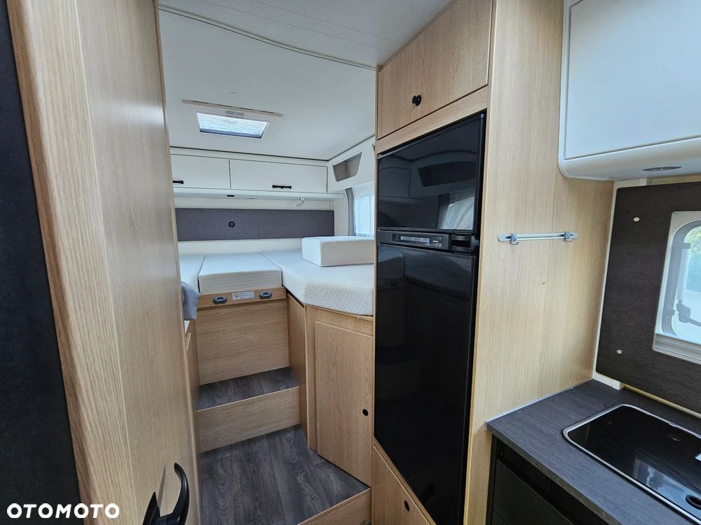 Sunlight CAPRON / HYMER ERIBA T67 Zimowy 4 miejsca do spania - 14