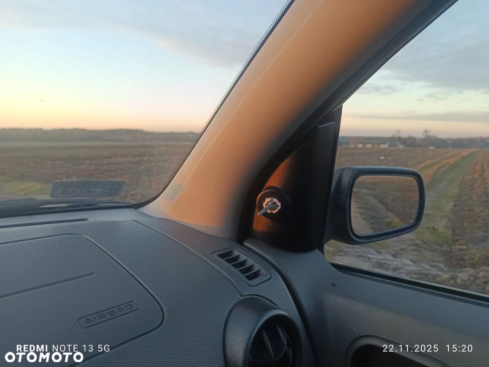 Ford Fusion 1.4 + - 19