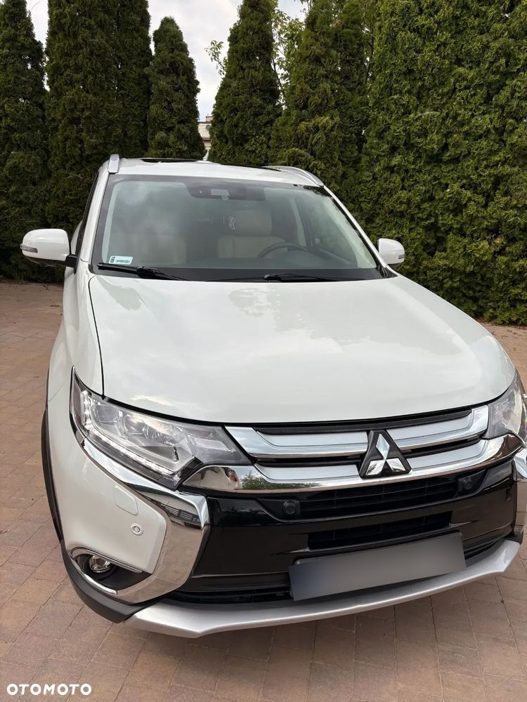 Mitsubishi Outlander 2.0 Instyle Navi 4WD CVT - 1