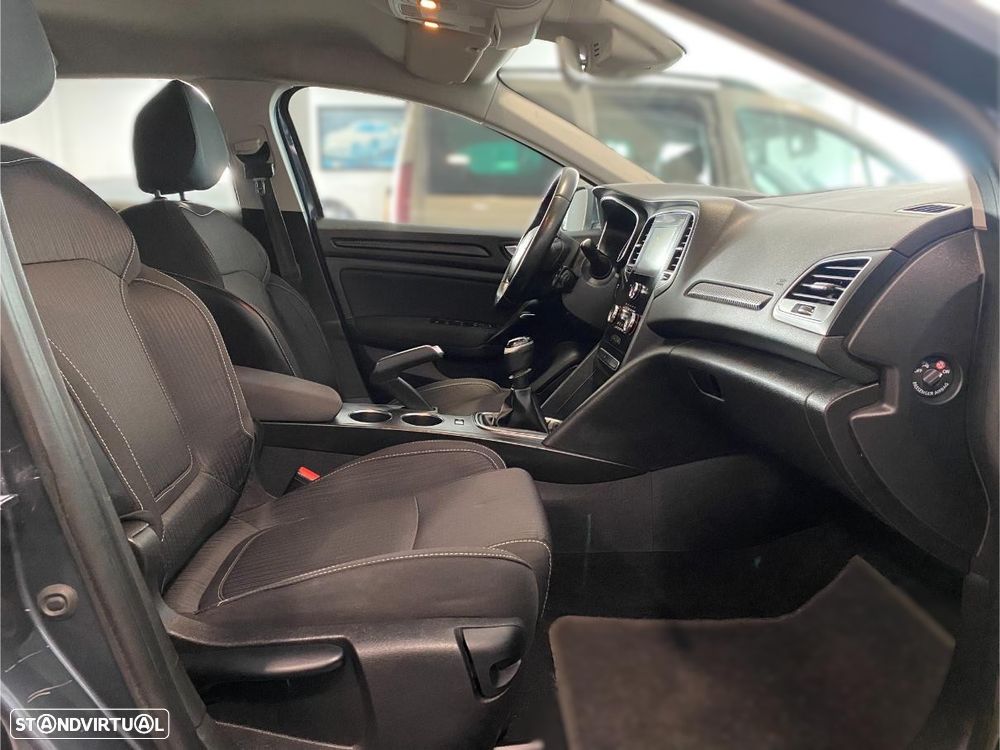 Renault Mégane Sport Tourer 1.5 Blue dCi Zen - 17