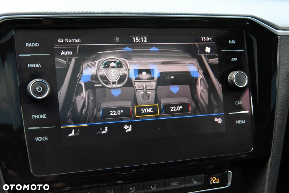Volkswagen Passat 2.0 TSI Elegance DSG - 33