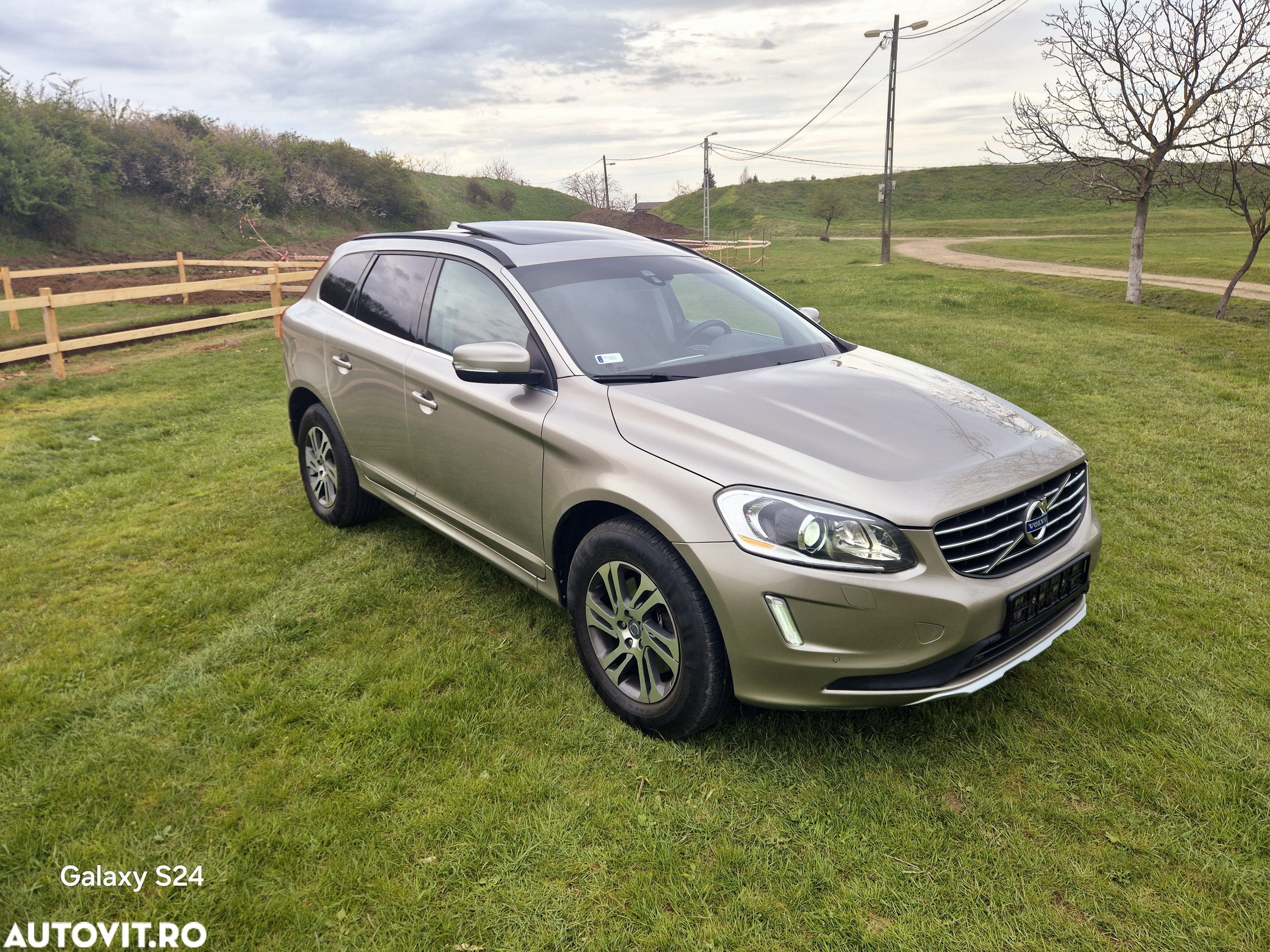 Volvo XC 60 D4 Geartronic Momentum - 32