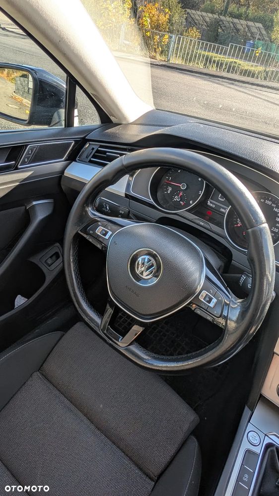Volkswagen Passat 2.0 TDI BMT Comfortline - 10
