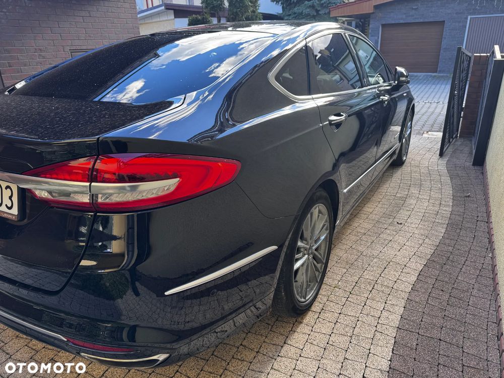 Ford Mondeo 2.0 Hybrid Vignale - 4