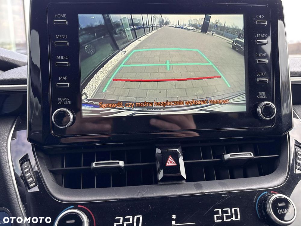 Toyota Corolla 2.0 Hybrid Comfort - 22