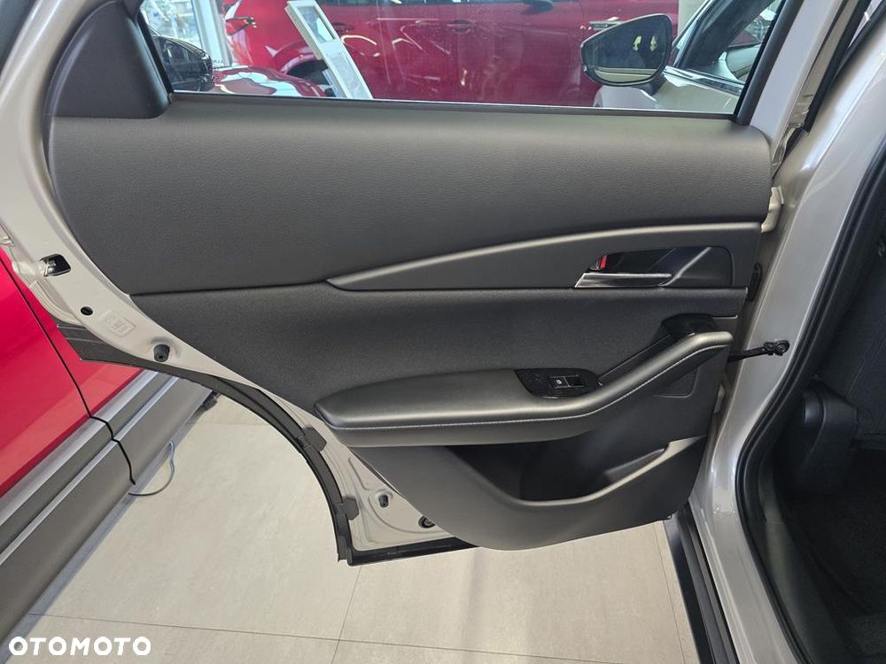 Mazda CX-30 2.0 mHEV Centre-Line 2WD - 8