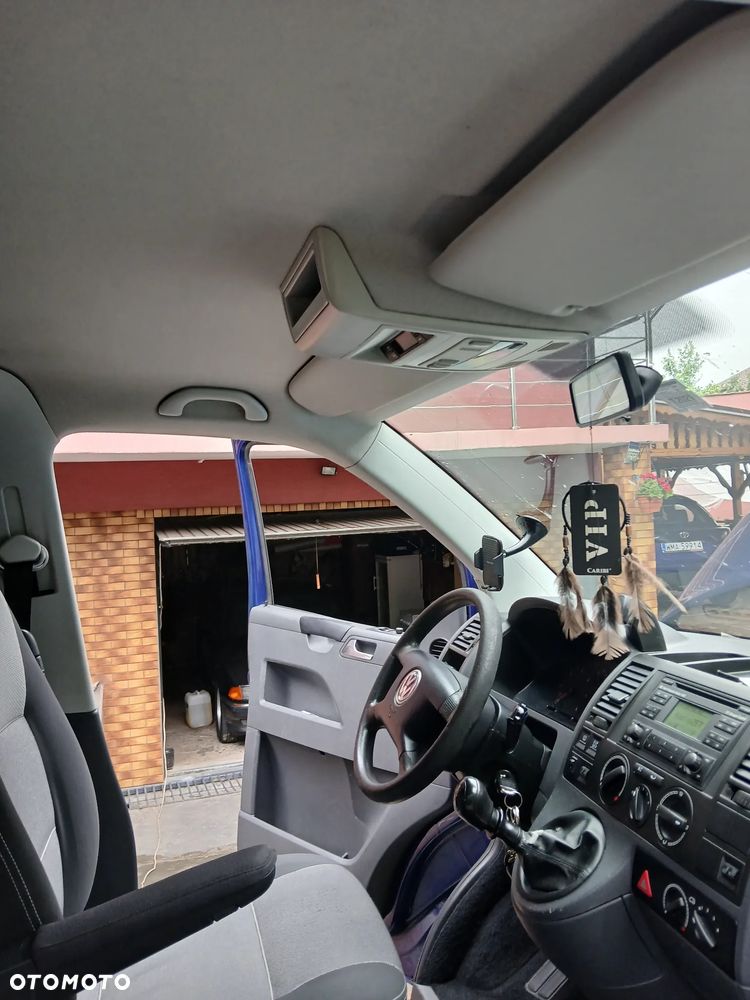 Volkswagen Multivan L1 - 21