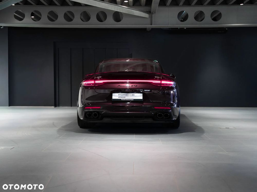 Porsche Panamera GTS - 4