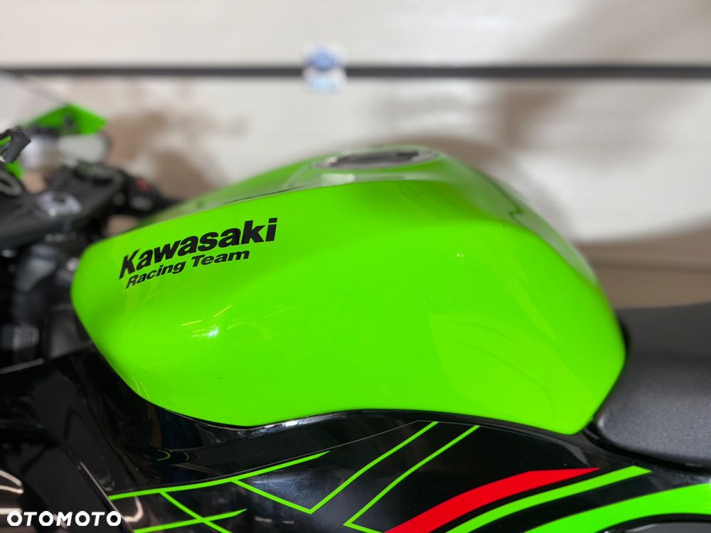 Kawasaki ZX - 9