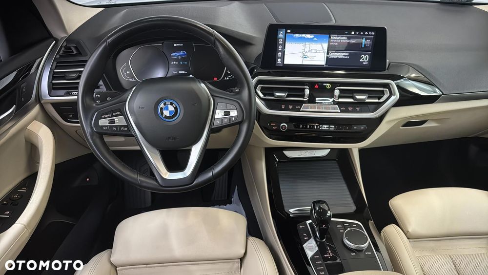 BMW X3 xDrive30e - 14