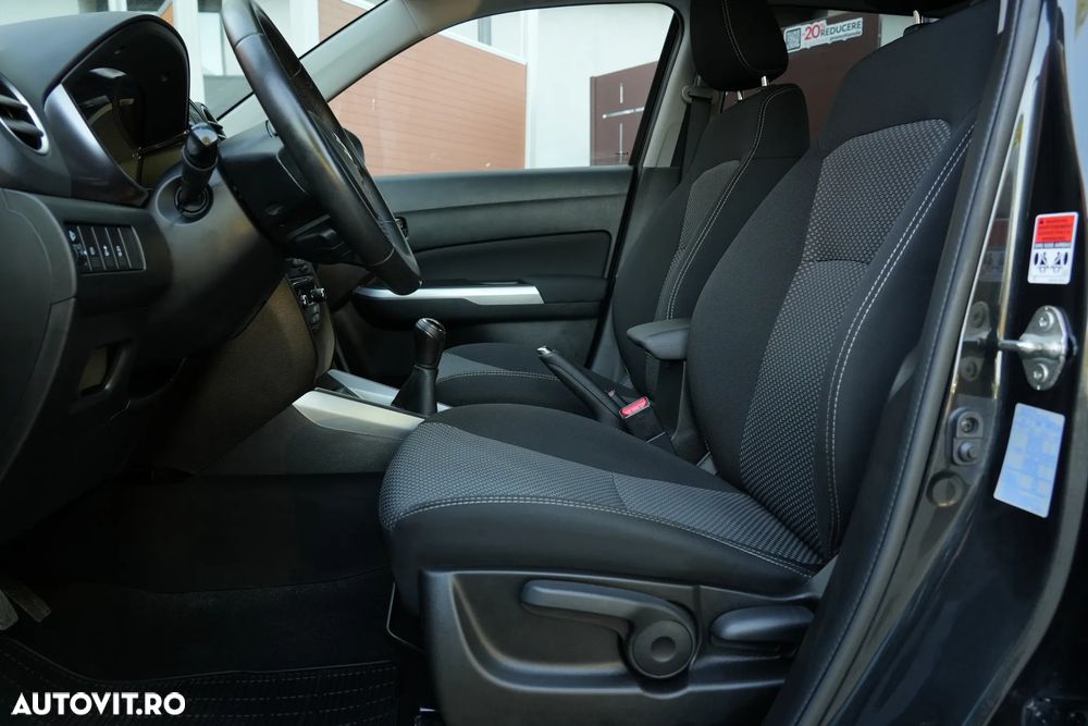 Suzuki Vitara 1.0 Boosterjet Comfort - 10