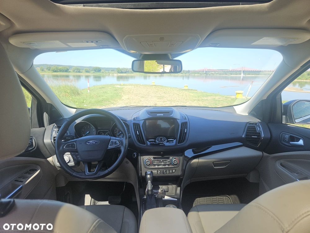 Ford Escape - 8