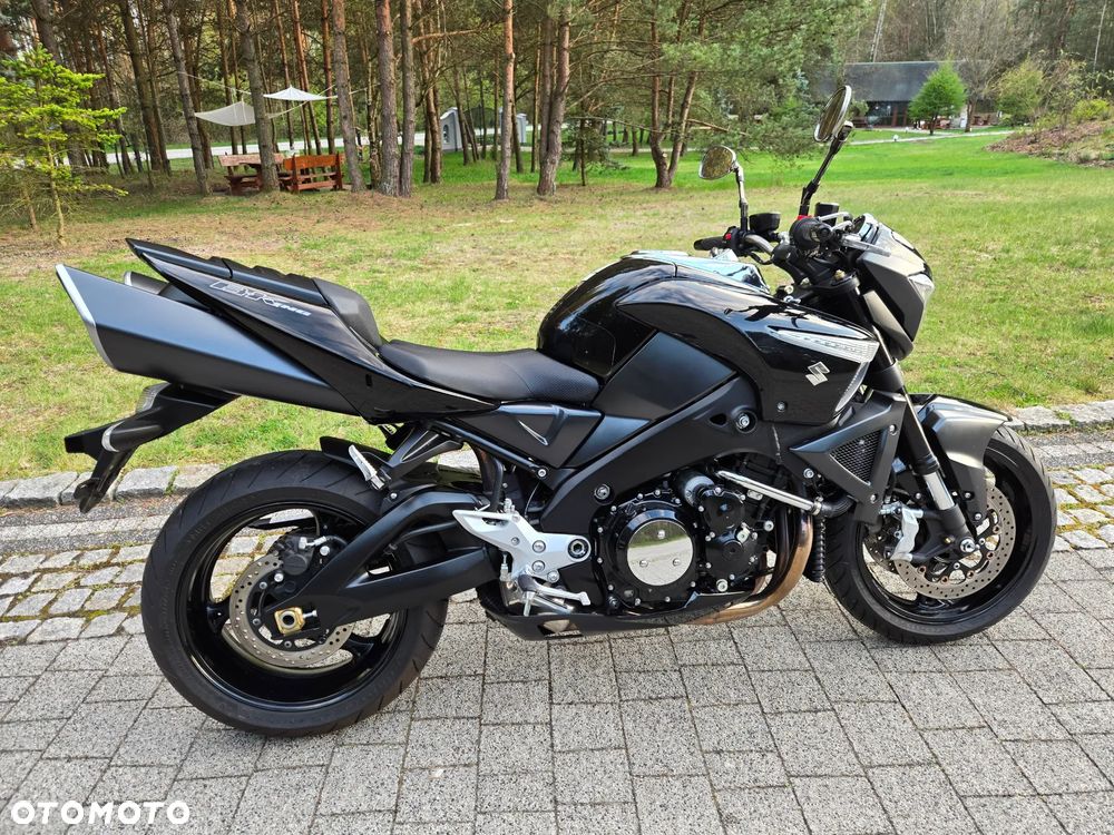 Suzuki GSX - 3