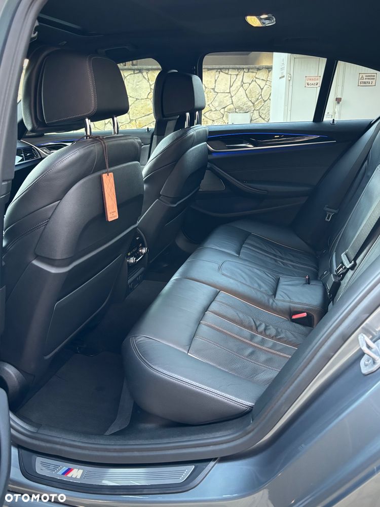 BMW Seria 5 520d xDrive M Sport sport - 30