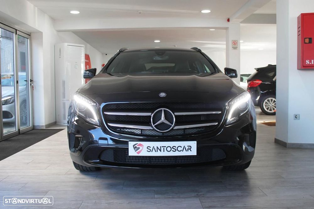 Mercedes-Benz GLA 180 d Urban - 3