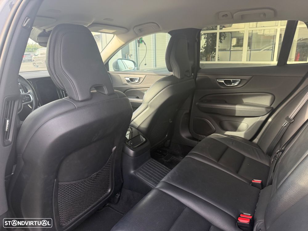 Volvo V60 - 15