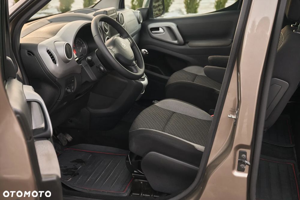 Peugeot Partner 1.6 BlueHDi Outdoor S&S - 24