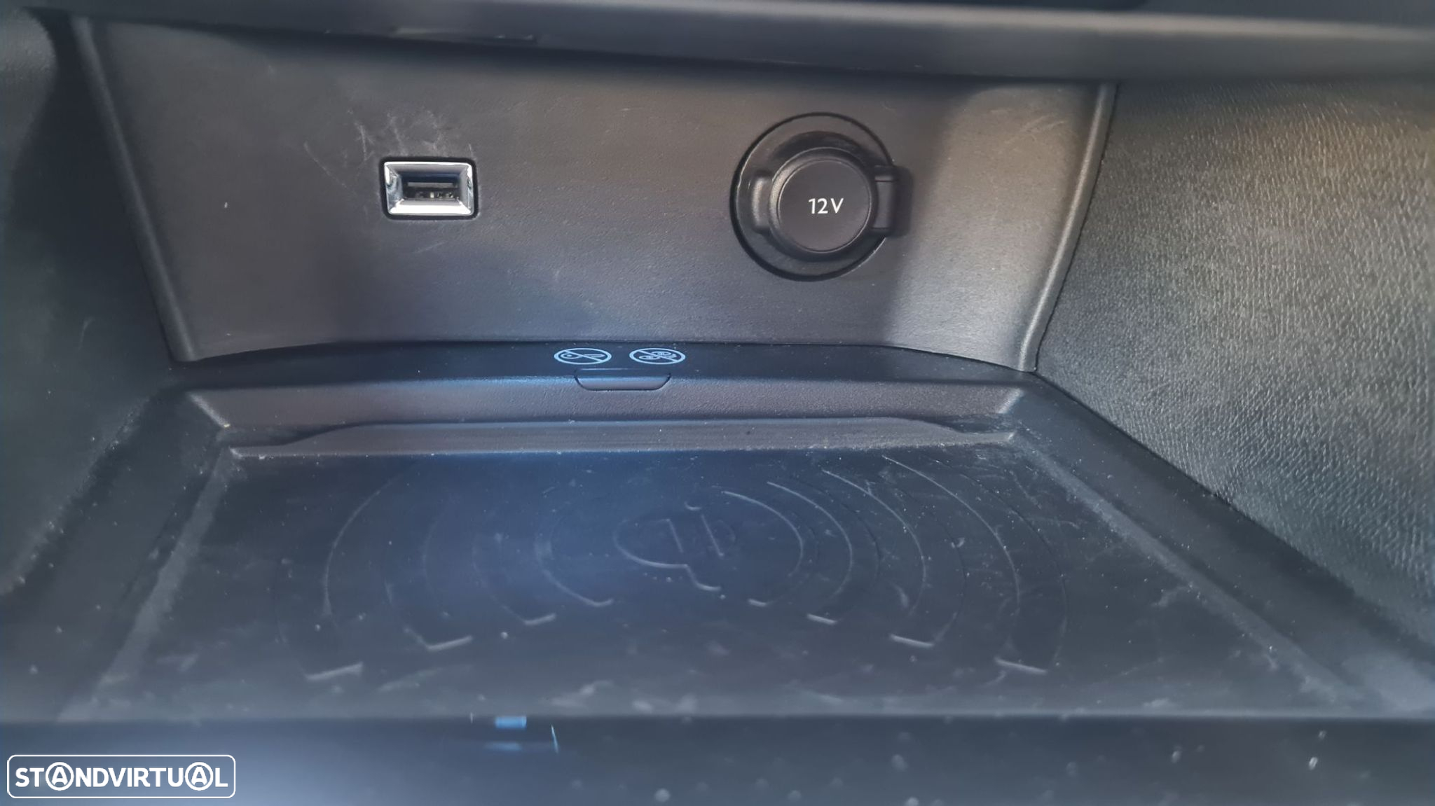 Peugeot 5008 1.5 BlueHDi Allure EAT8 - 38