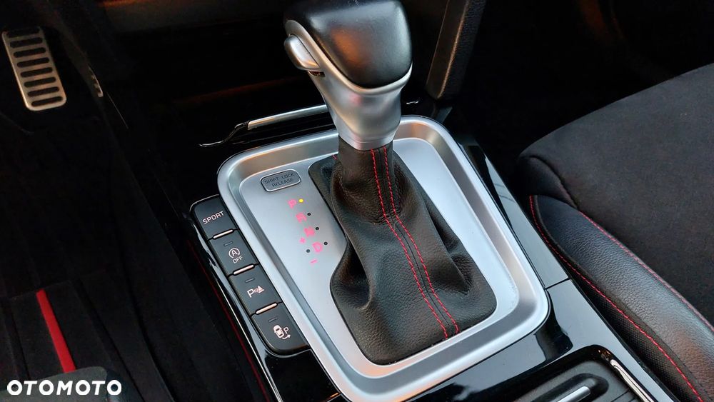 Kia ProCeed - 6