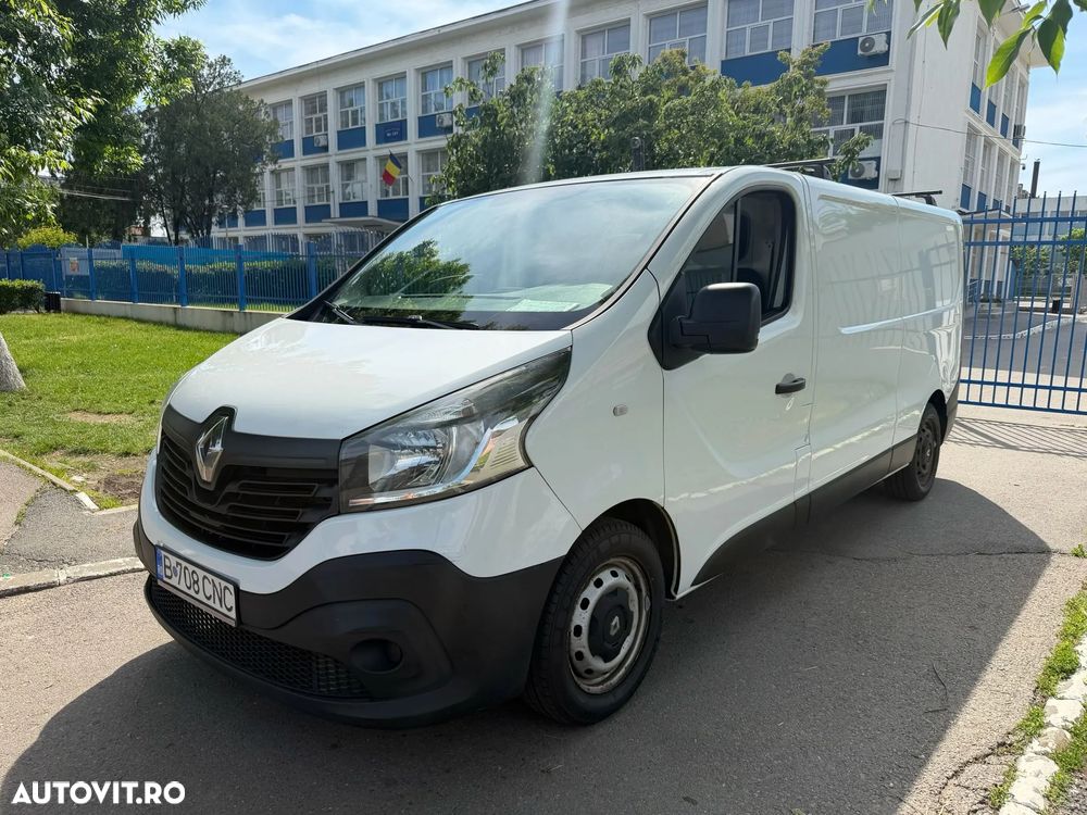 Renault TRAFIC - 1