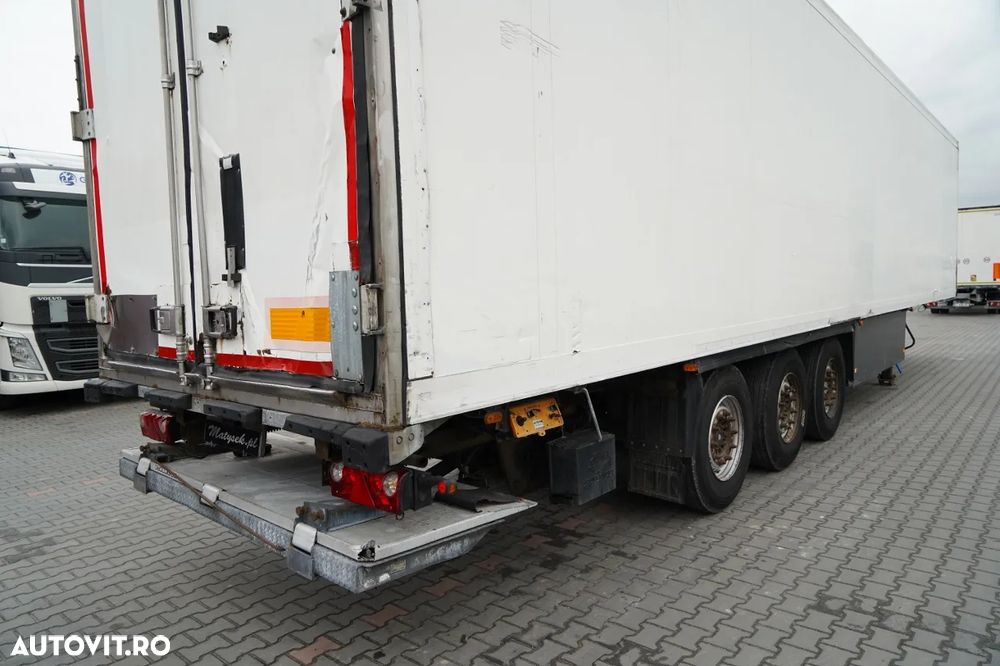Schmitz Cargobull / REFRIGERAT / THERMO KING / DHOLLANDIA LIFT / COȘ PENTRU PALEȚI / SAF - 13