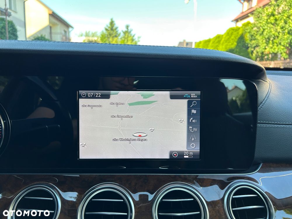 Mercedes-Benz Klasa E 220 d Avantgarde - 27