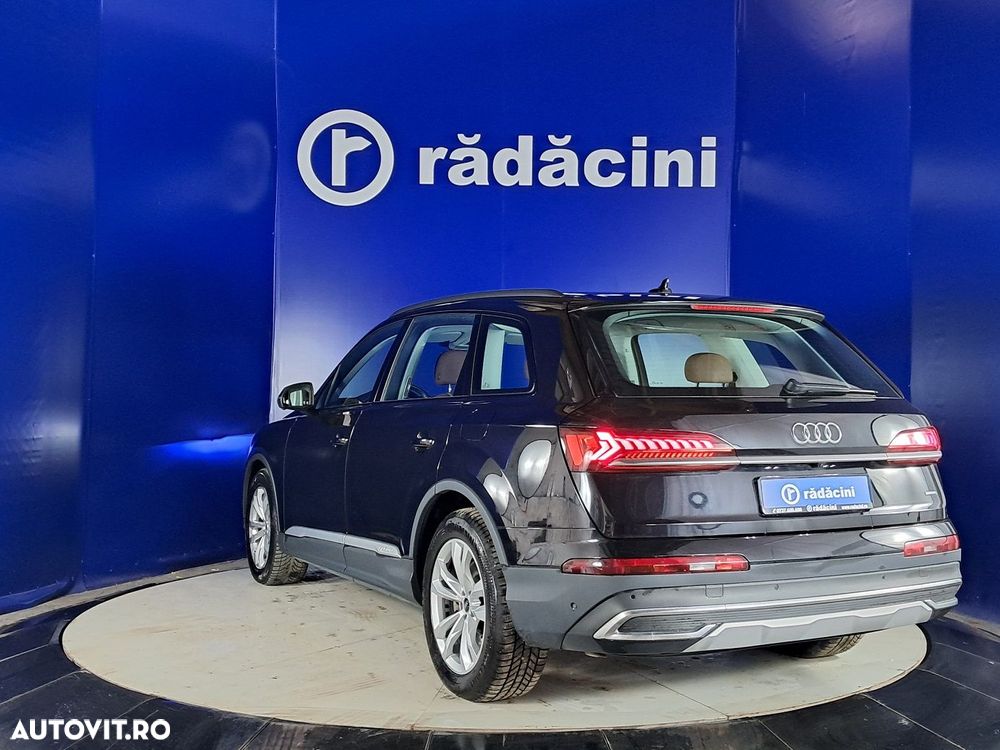 Audi Q7 - 3