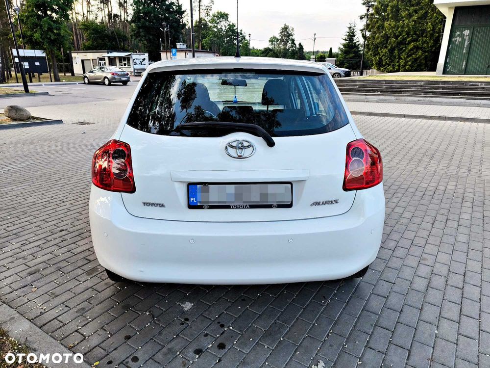 Toyota Auris - 8