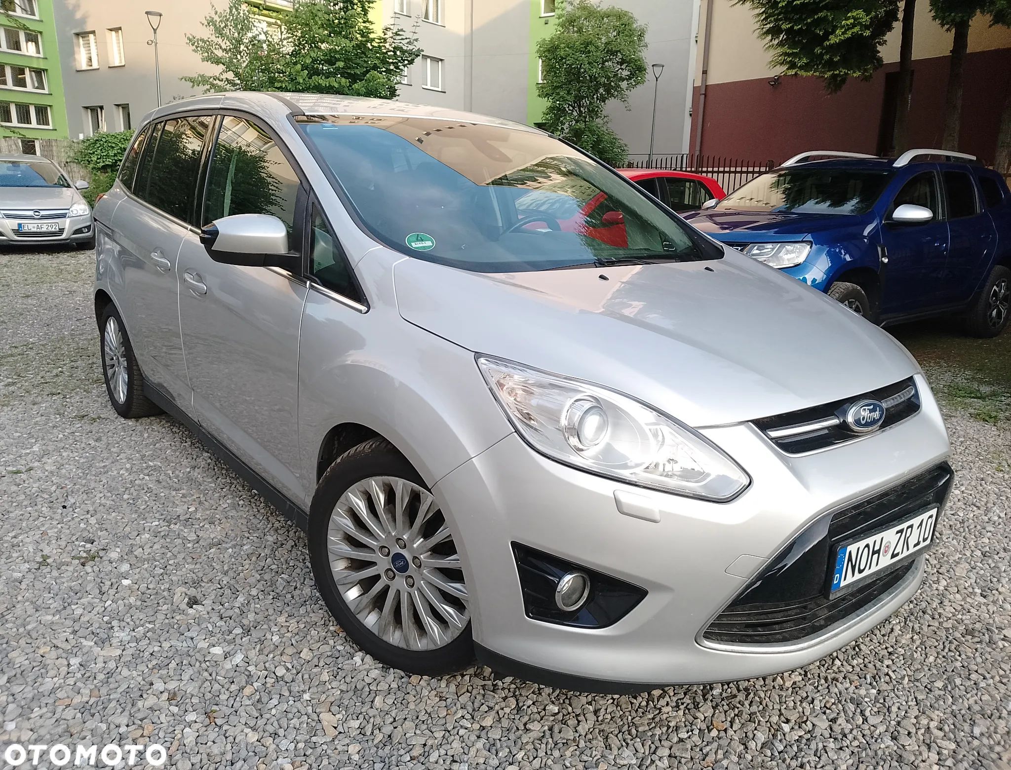 Ford Grand C-MAX 1.6 EcoBoost Start-Stop-System Champions Edition - 1