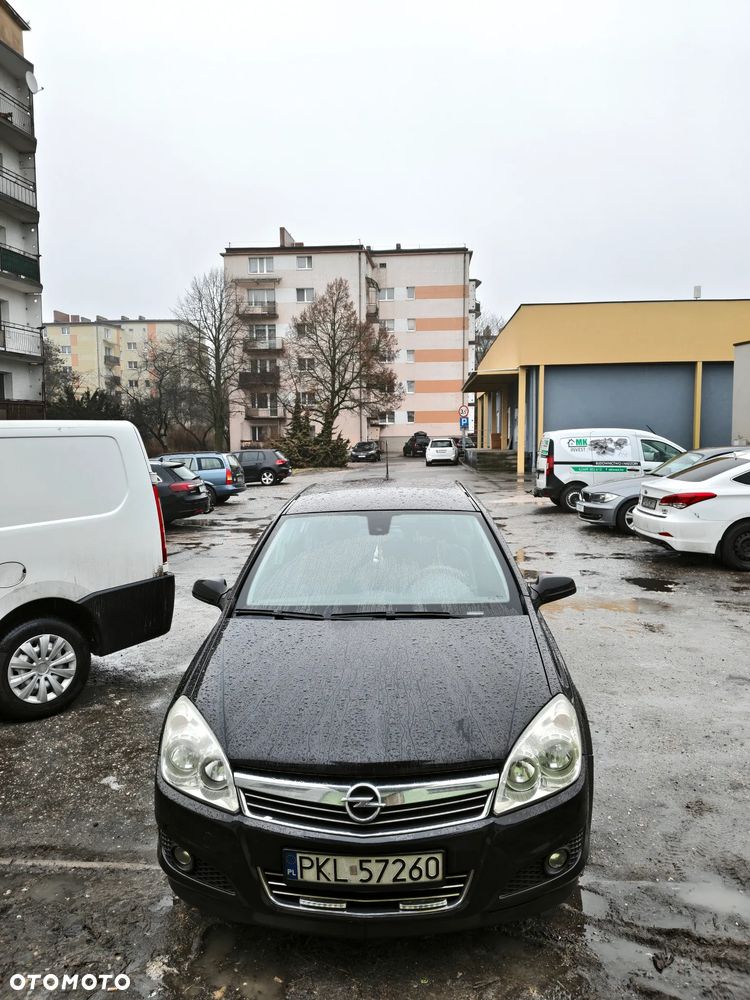 Opel Astra H 2007 photo 4