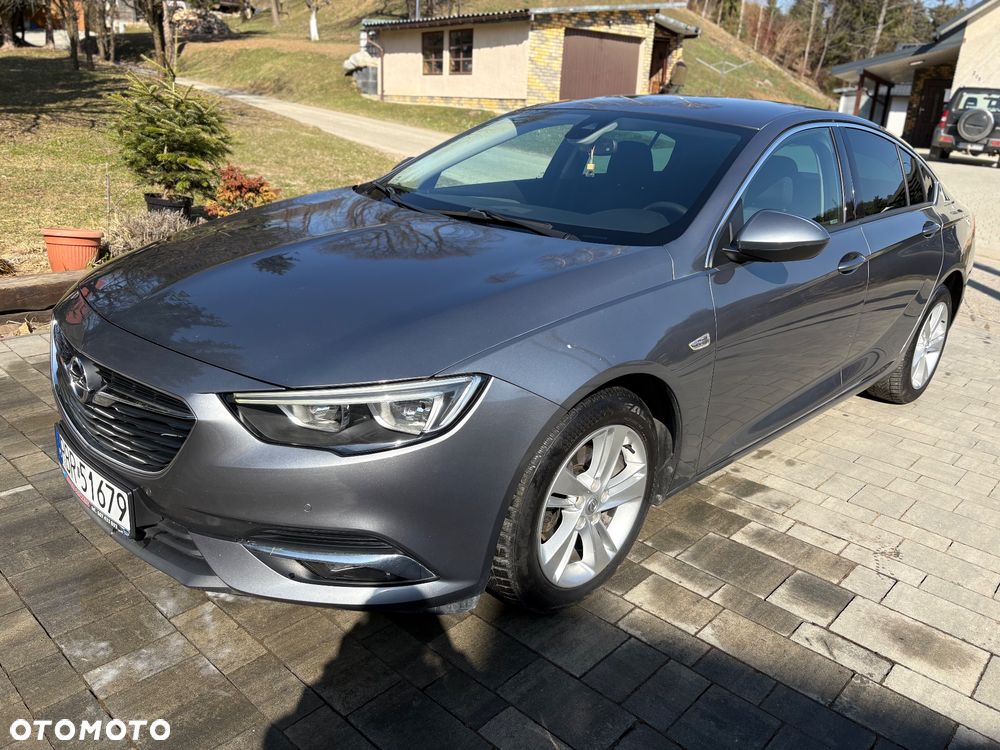 Opel Insignia - 1