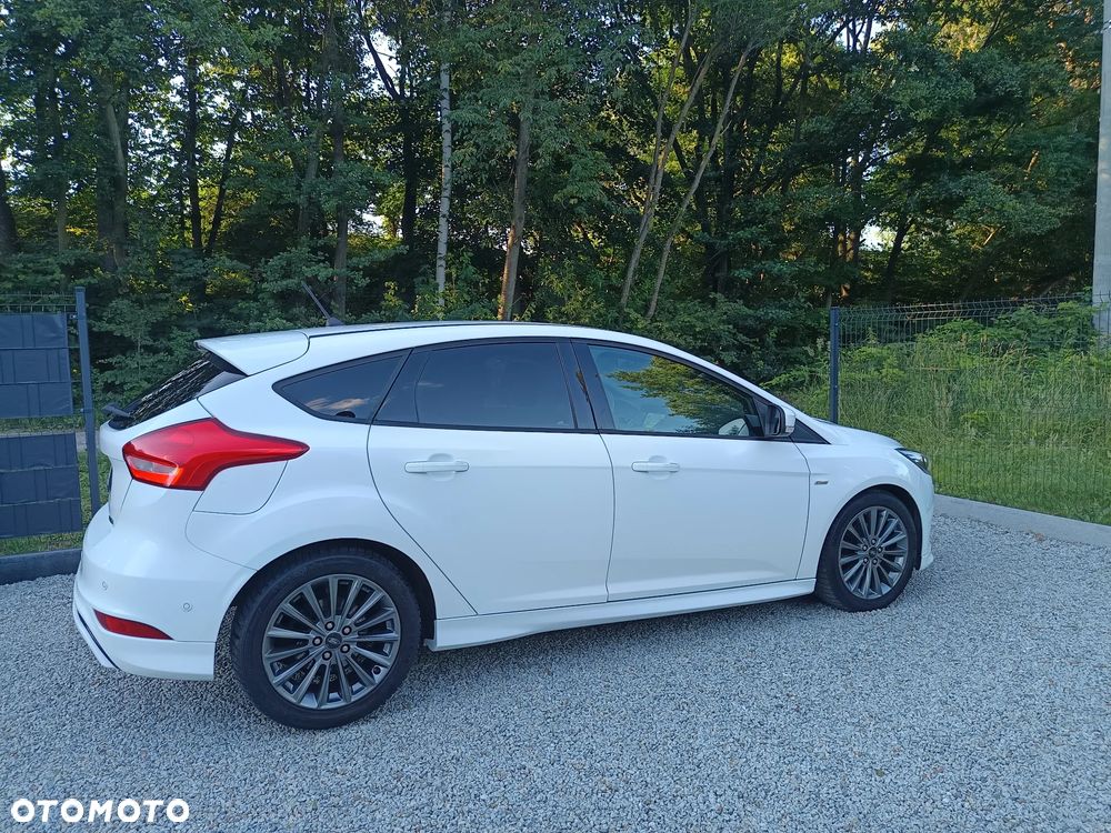 Ford Focus 1.0 EcoBoost Start-Stopp-System ST-LINE - 9