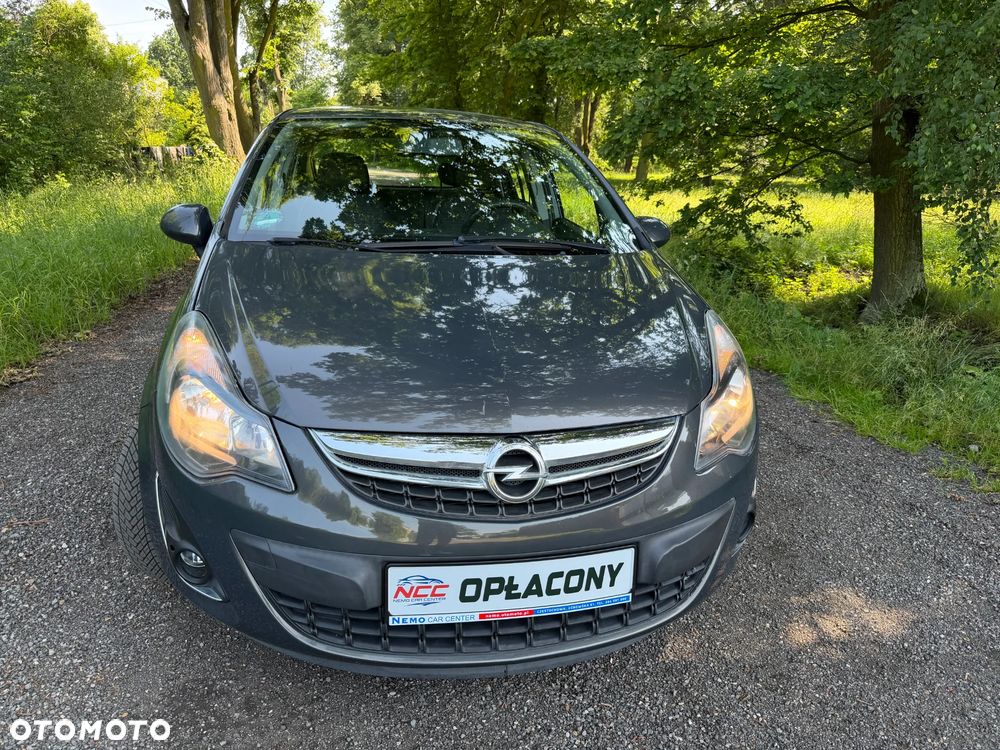 Opel Corsa 1.2 16V Cosmo - 4