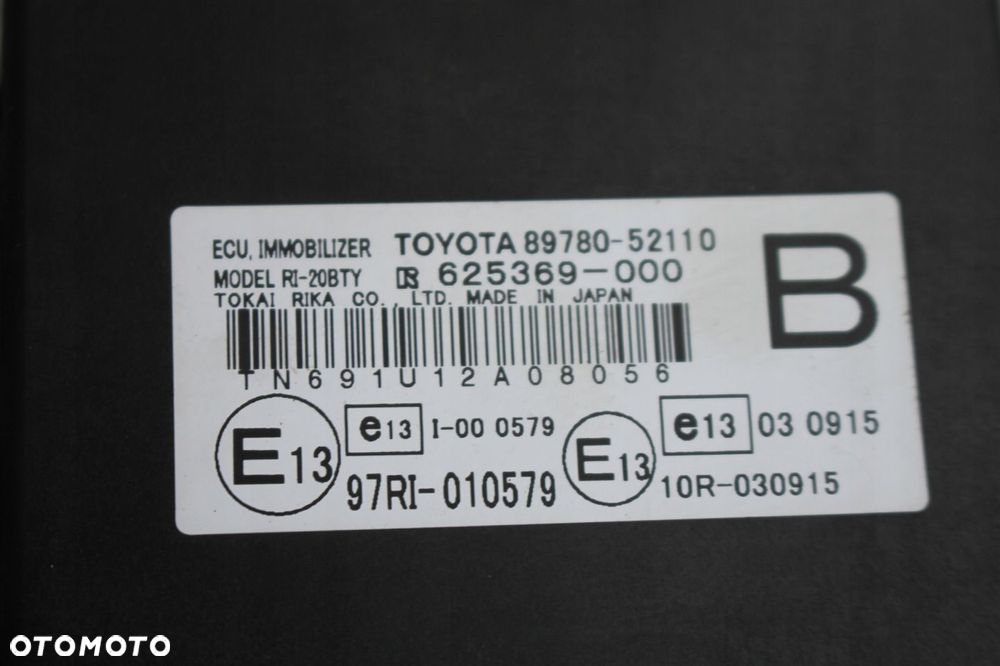 STACYJKA  2 KLUCZYKI TOYOTA VERSO-S 10-15 - 6