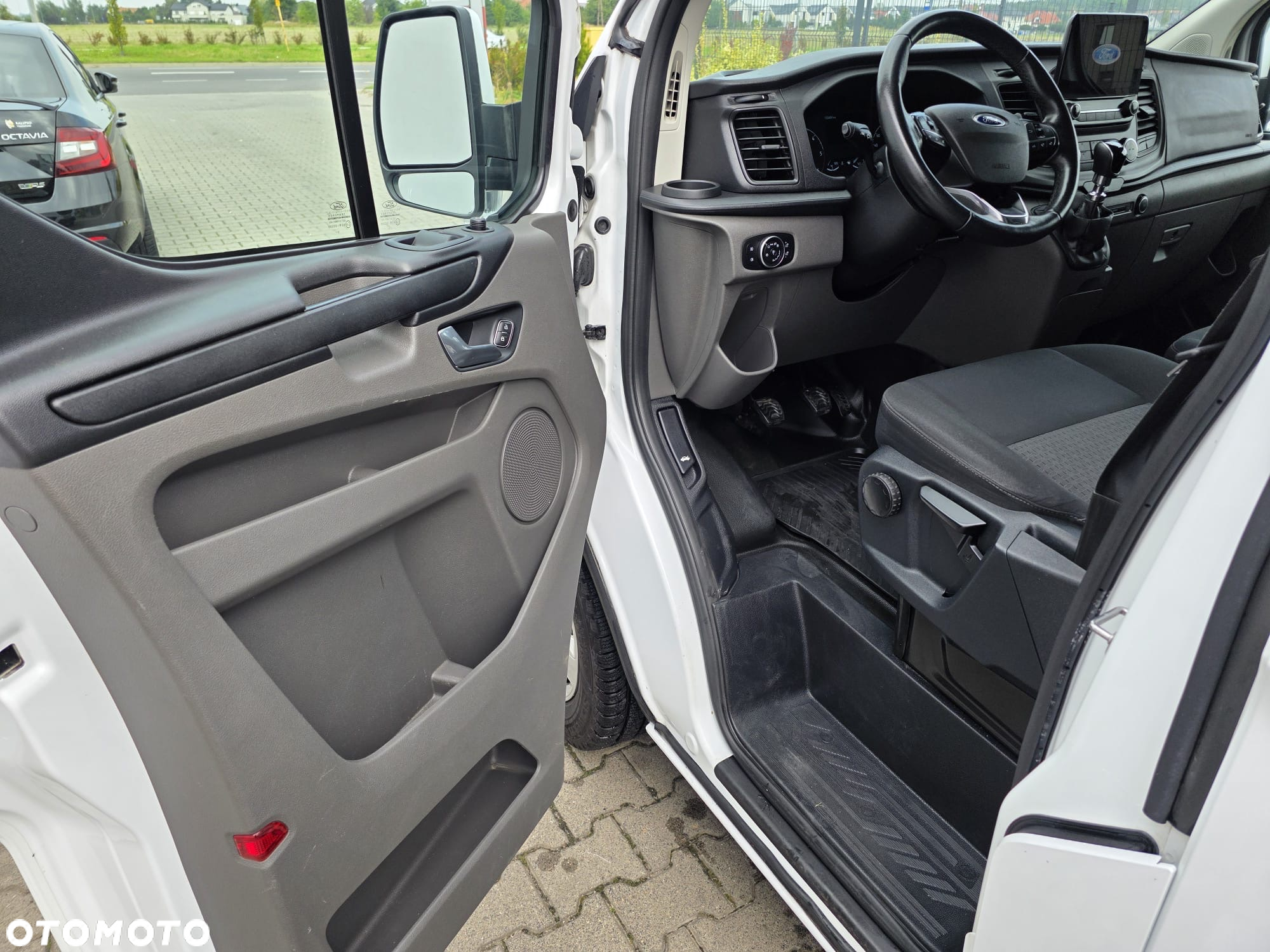 Ford Transit Custom - 9