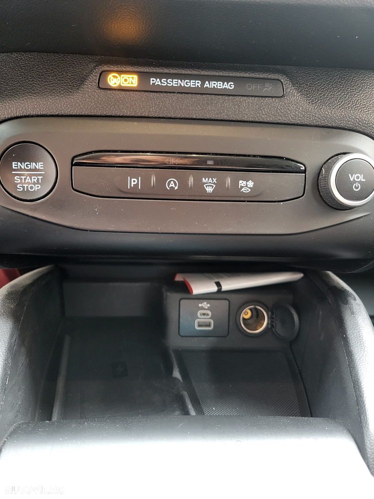 Ford Focus 1.5 EcoBlue Start-Stopp-System Aut. TITANIUM - 7