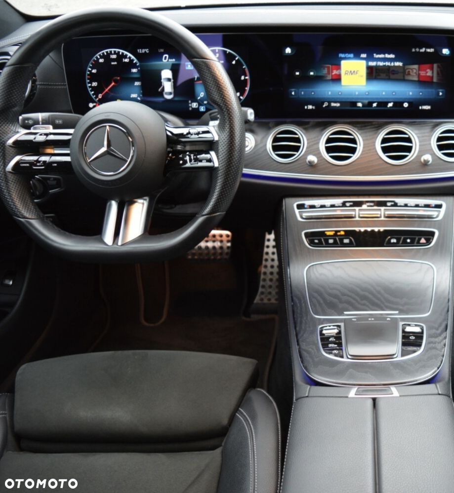 Mercedes-Benz Klasa E 220 d 4-Matic AMG - 17