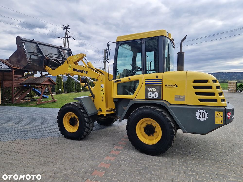 Komatsu WA90-3H - 2
