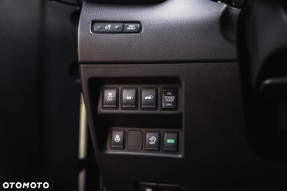 Nissan X-Trail - 24