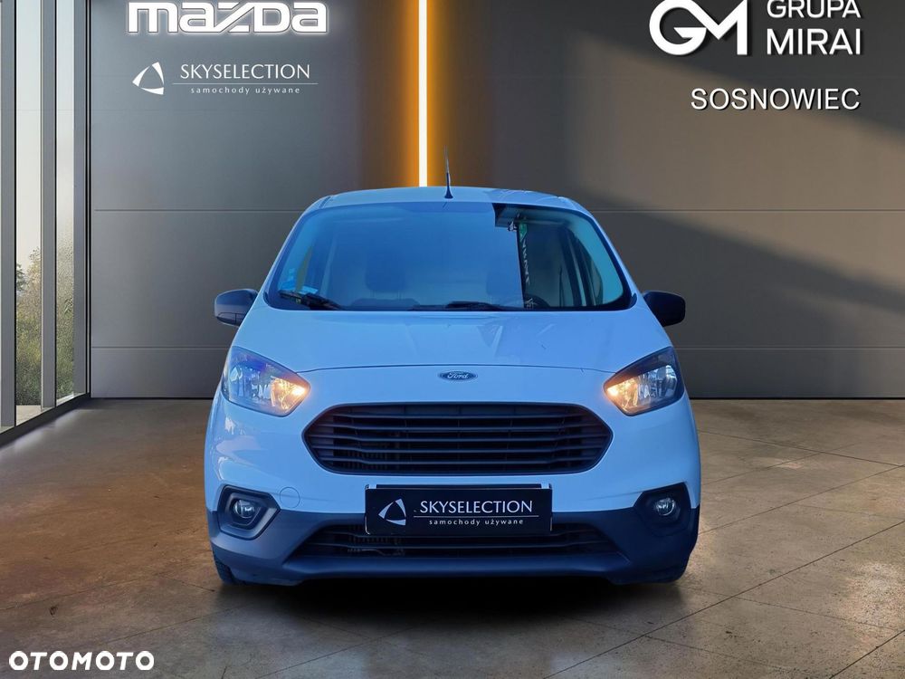 Ford Transit Courier - 8