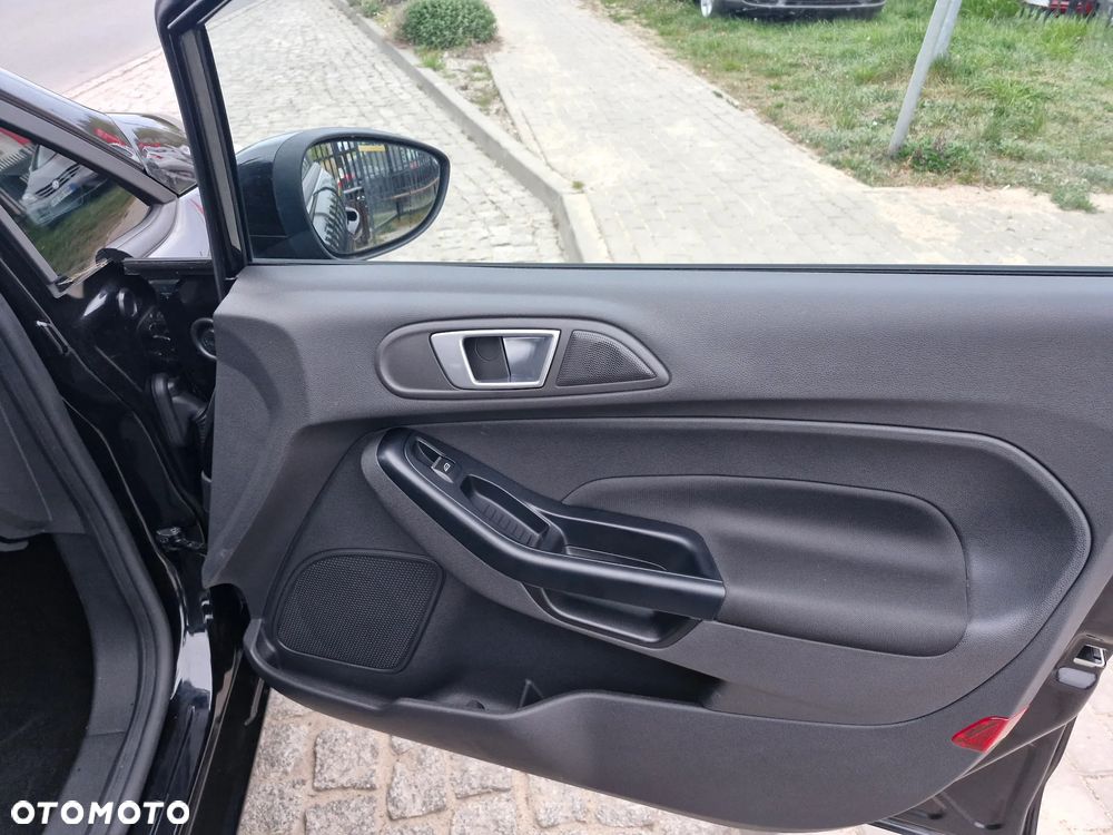 Ford Fiesta 1.25 SYNC Edition - 12