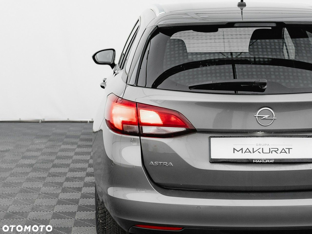 Opel Astra V 1.2 T GS Line S&S - 12